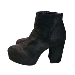 Day-Vine Elegant Black Heeled Boots Size 39 (8.5 - 9 US)